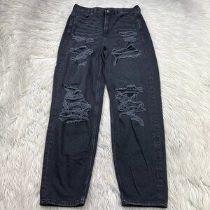 American Eagle Outfitters Women's Black Wash Distressed Relaxed Mom Jeans